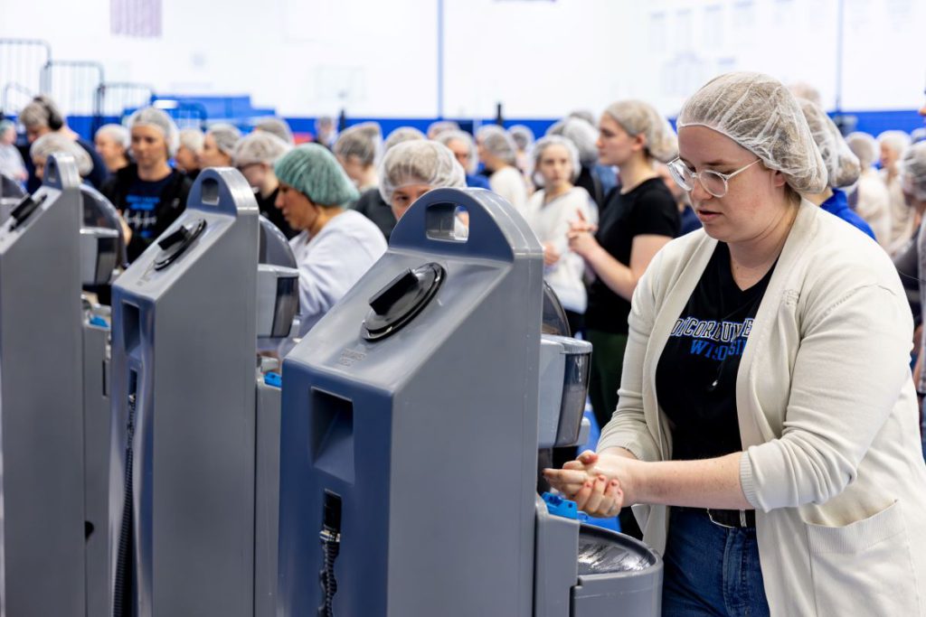washing hand station