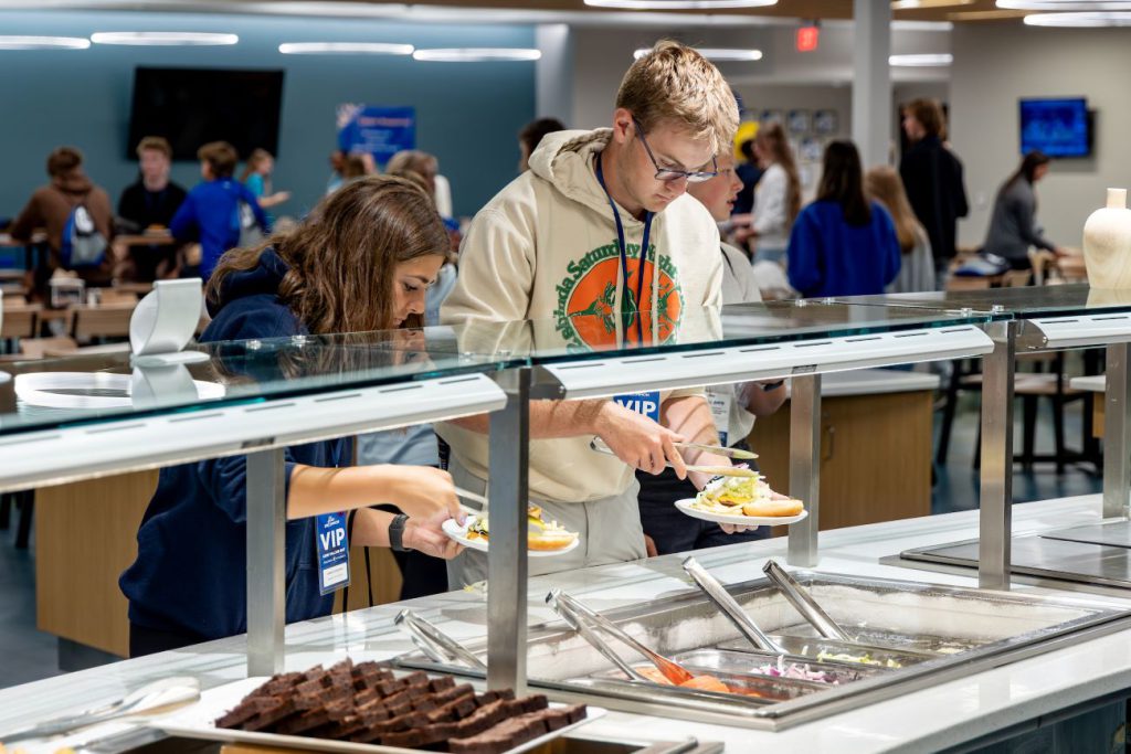 students eating