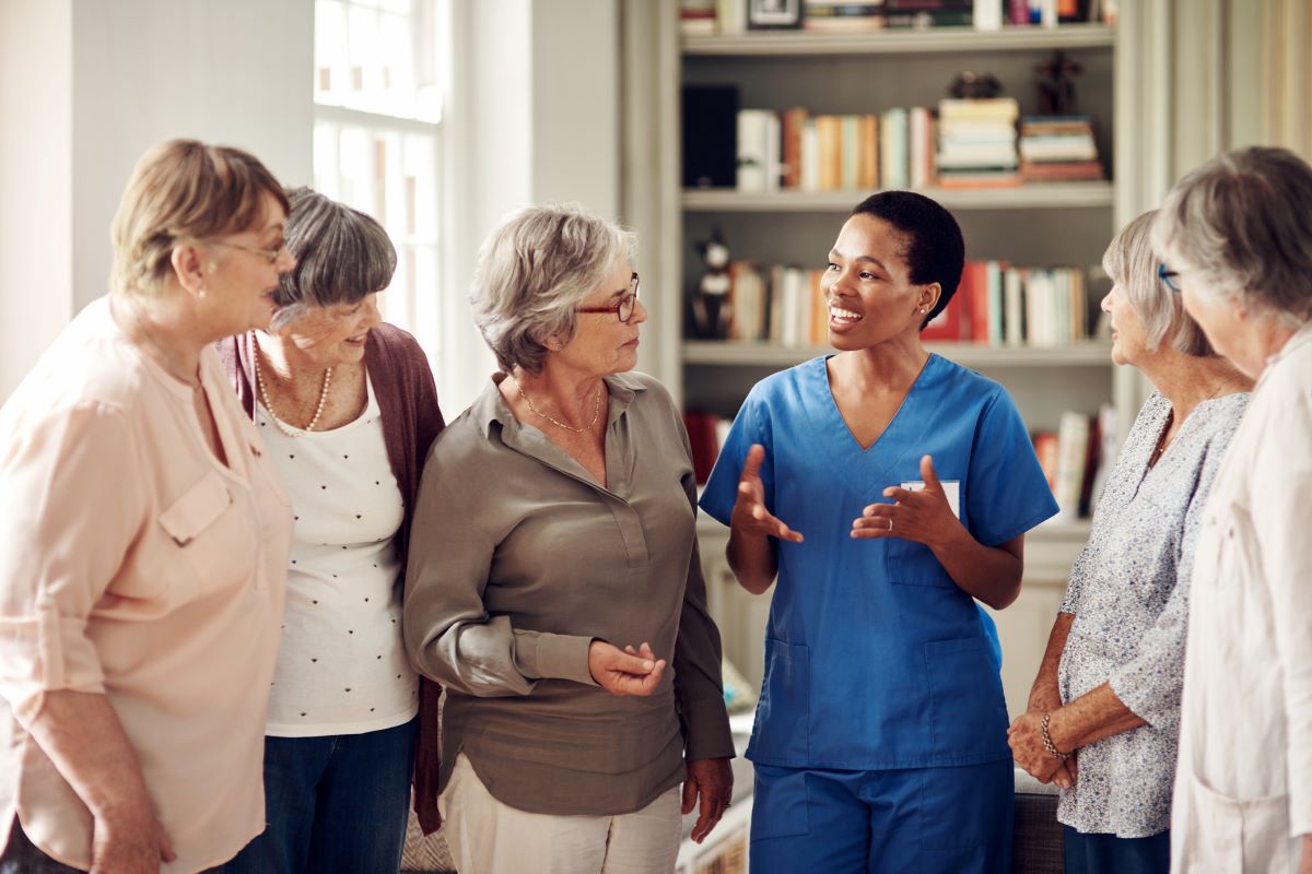 woman nurse with older women